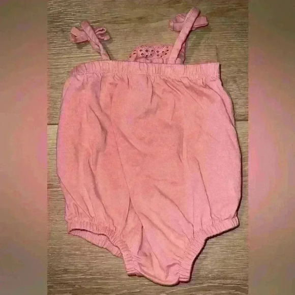 Modern Moments Baby Girl Pink Romper Size 3-6 Months - Picture 3 of 3